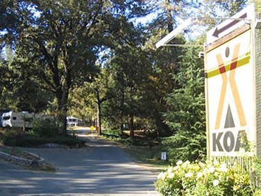 חניון בכניסה המערבית של יוסמיטי