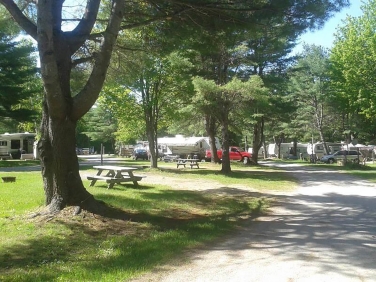 חניון ליד אגם מוסקוקה