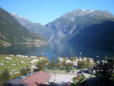 חניון בתוך גיירנגר