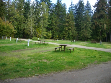 חניון מזרחית לקמלופס על כביש 1