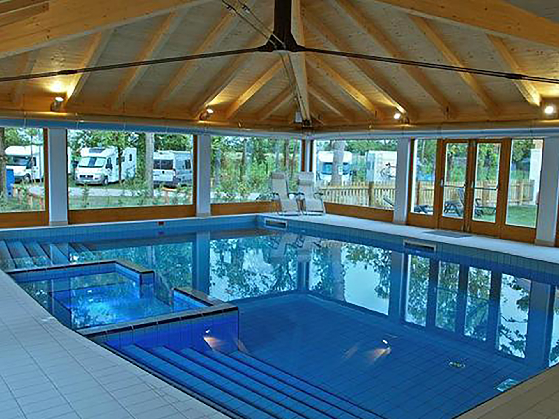 חניון ליד העיר ונציה