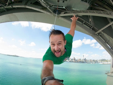 קפיצת באנג'י מגשר הארבור