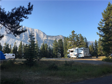 חניון ליד באנף