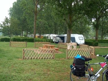 חניון ליד אורליאן