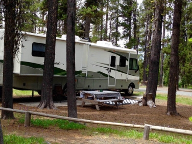 חניון צפונית לקרייטר לייק