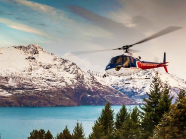 סיור בהליקופטר בפרנז ג'וזף