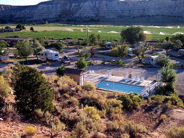 חניון דרומית לברייס