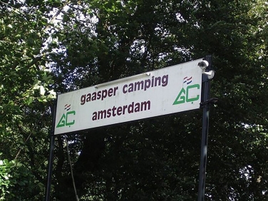 חניון ליד אמסטרדם