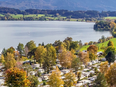 חניון על אגם רייגנסי