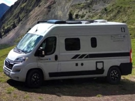 קרוואן דגם GSR/Compact 600 Full