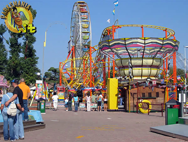 פארק שעשועים "הירח"