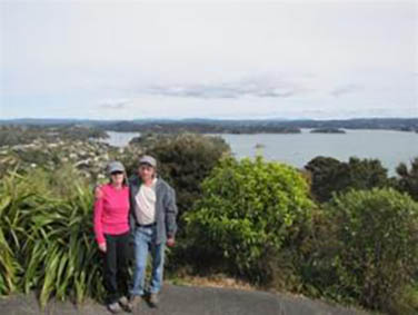 שרית ודובי יואלי - 2011